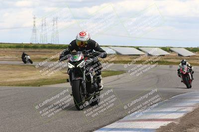 media/Apr-26-2024-TrackDaz (Fri) [[c4b677d280]]/C Group/140pm (Wheelie Bump)/